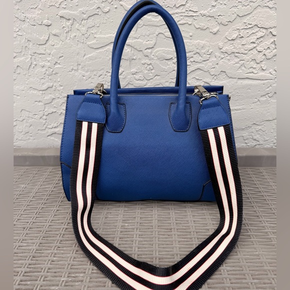 Blue Structured Tote with Reversible Geometric Strap - Picture 2 of 3